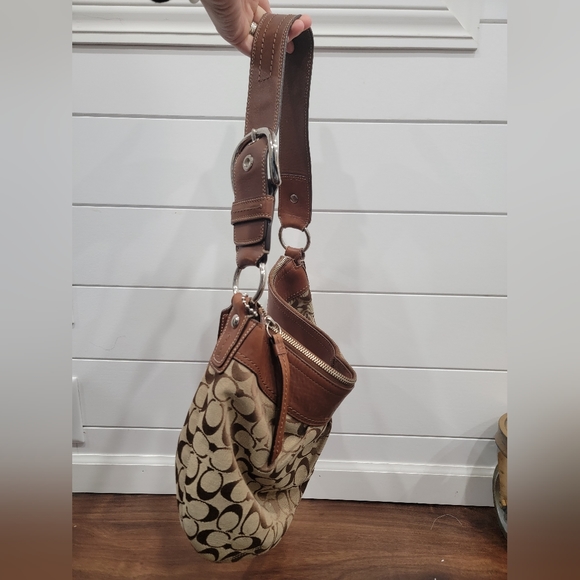 Coach Hobo Bag Buckle Pleated Brown Monogram Signature Handbag Purse - Picture 6 of 15